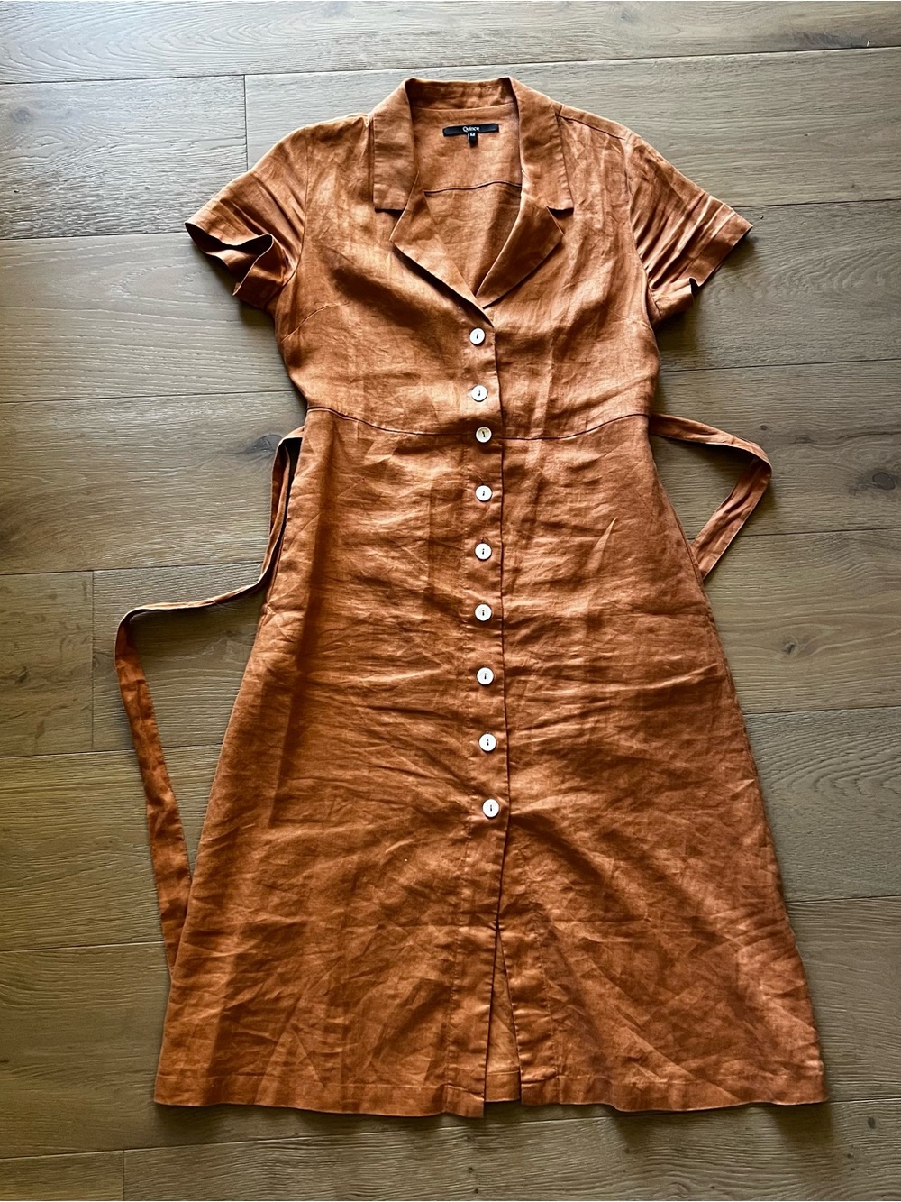 Quince Linen Dress - Picture 4 of 10